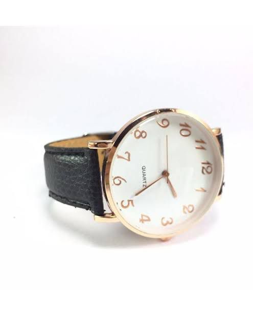 Leather Strap Men Wrist Watch